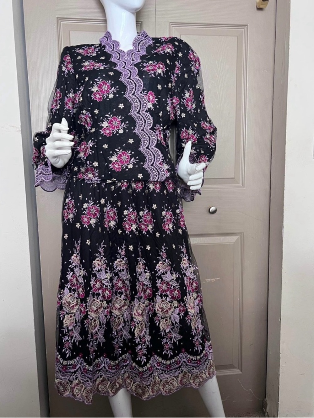 Black Floral Lace-Trim Long Sleeve Midi Dress in Pink and Lavender